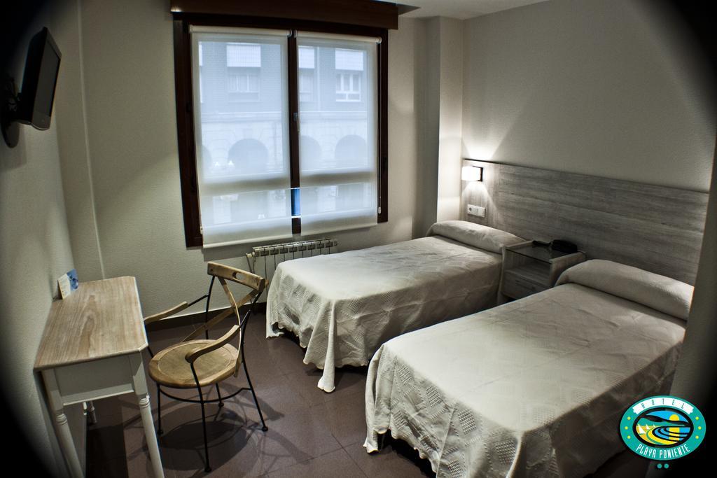 Hotel Playa Poniente Хихон Екстериор снимка